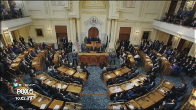 NJ lawmakers reach budget deal to lift shutdown