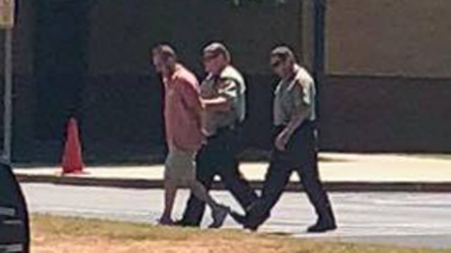 Sheriff: Dad arrested for DUI at elementary school play