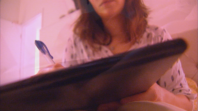 A bedtime 'to-do' list may help you fall asleep