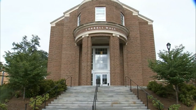 UGA professor drops lenient grading policy after backlash