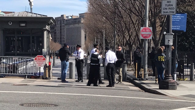 Police identify man who shot self in front of White House
