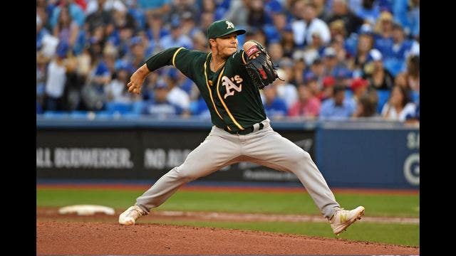 A's trade pitcher Sonny Gray to Yankees