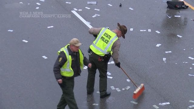 Illinois highway littered with cash after accident