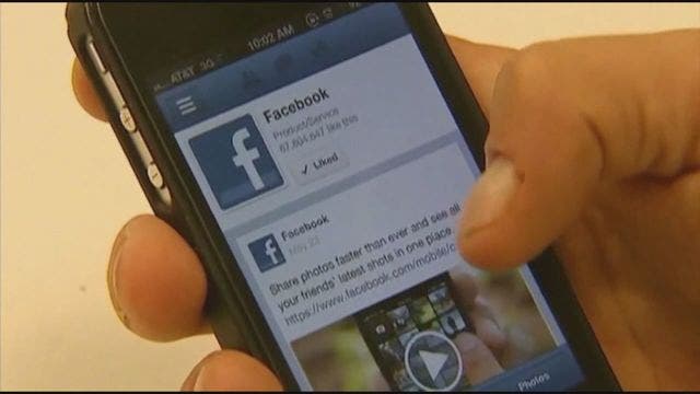 Facebook revamps privacy tools as tighter EU rules draw near