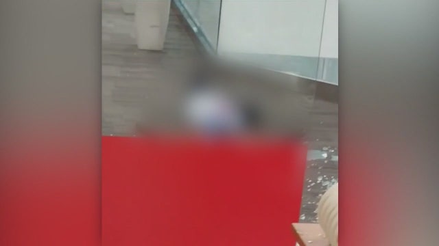 Suspect killed in officer-involved shooting at Baldwin Hills Crenshaw Mall