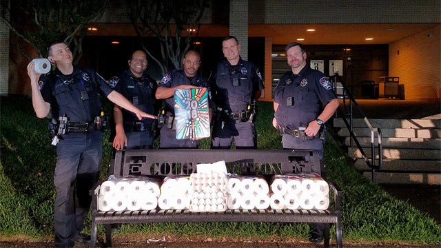Texas police thank students for botched toilet paper and eggs prank