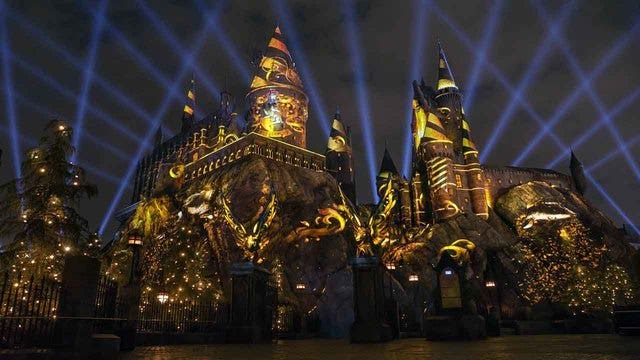 Universal unveils "The Nighttime Lights at Hogwarts Castle"