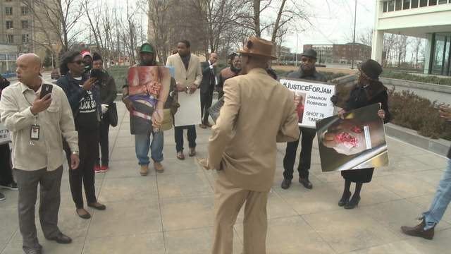 Family of Jamarion Robinson file federal lawsuit against officers