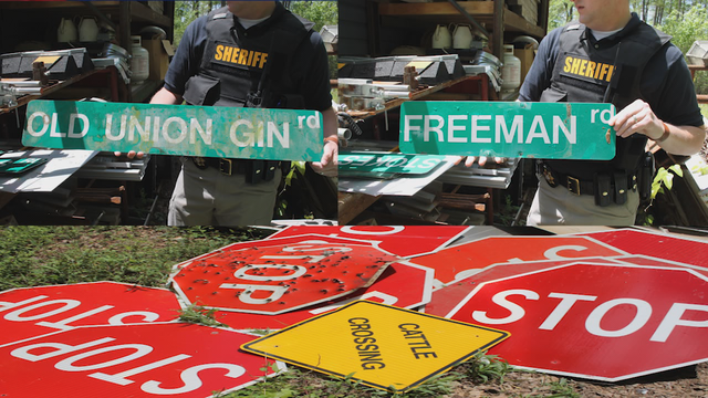 Monroe County find stolen street signs, make arrest