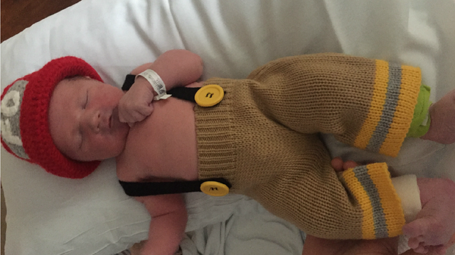 Widow of fallen firefighter gives birth