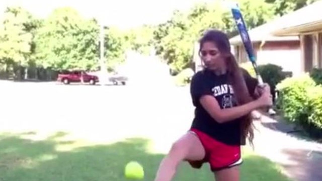 Cedar Hill softball player has amazing bat trick