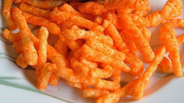 Homeowner finds naked stranger in her tub, eating Cheetos