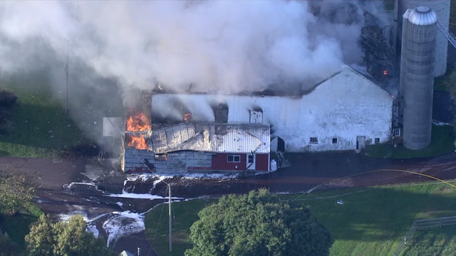 Crews battle Chester County barn fire