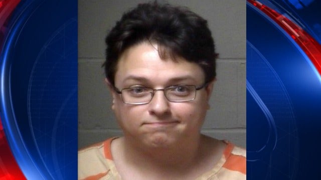 Paulding County man pleads guilty to molesting 12-year-old