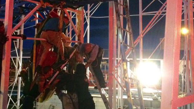 Riders plunge 34 feet, others hurt in roller coaster derail