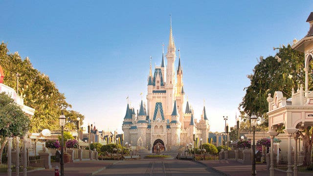 Official: Lyft drivers at Disney World can join union