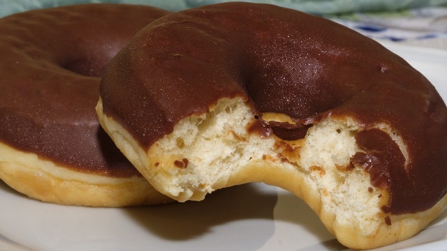 Fairfax County man tries to kill estranged wife with poisoned donuts, court records say