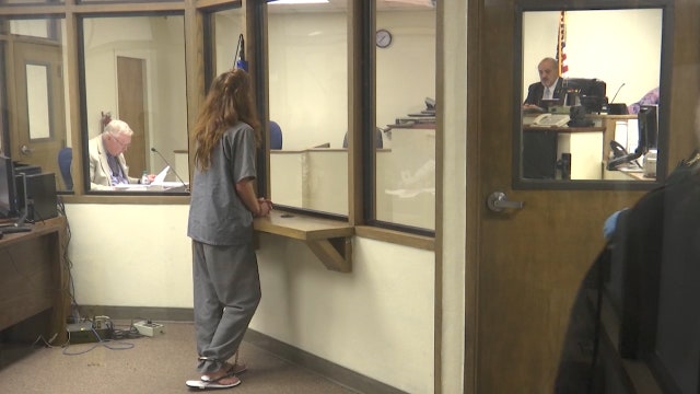 Police: Woman murders mom with elephant statue