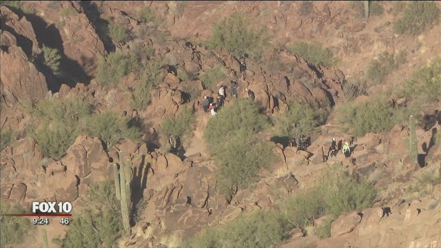 Crews rescue unconscious man on Camelback Mountain