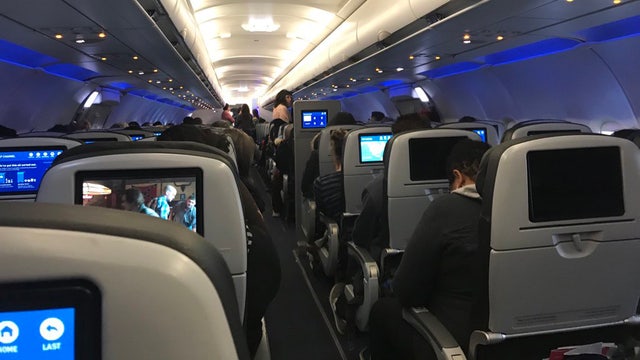 JetBlue flight makes emergency landing at LAX after possible lightning strike