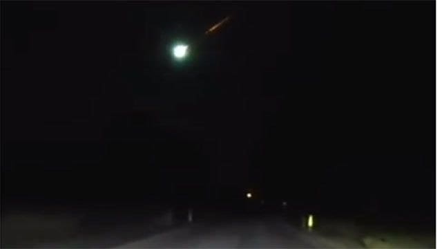 Police dashcam catches meteor streaking through sky