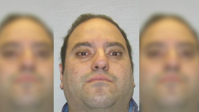 Police: Man massages teen's back at airport, hands him money