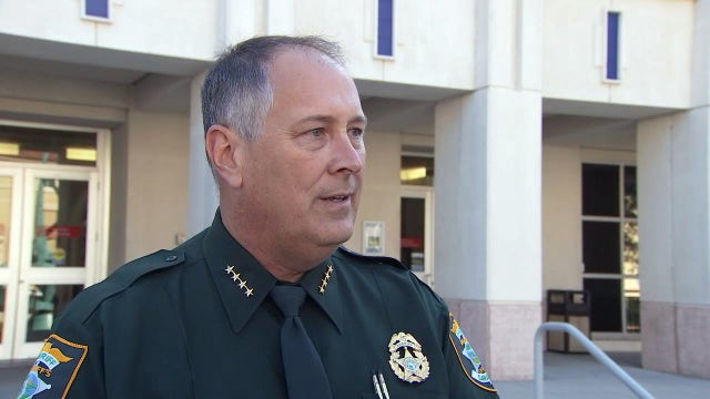 Sarasota sheriff calls for armed veterans, retired officers in schools