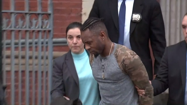 NYC teacher arrested for sex with student in bathroom