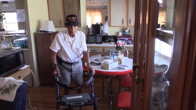 Community rallies around WWII vet facing eviction