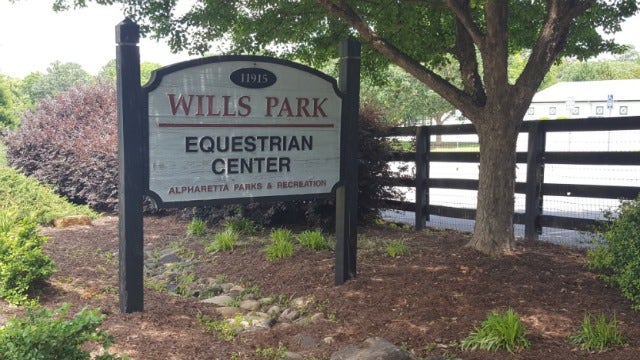 Pregnant mom with baby fights off attacker at Alpharetta park