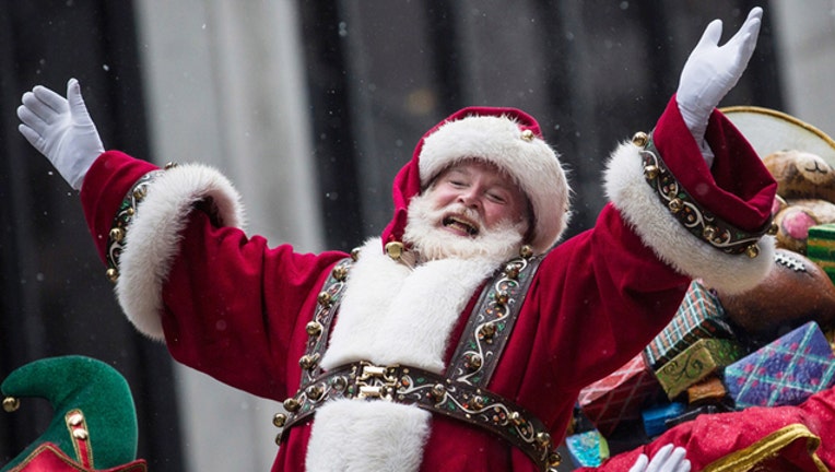 d3474dca-GETTY_Santa_Claus_121418_1544799100029-401720.jpg