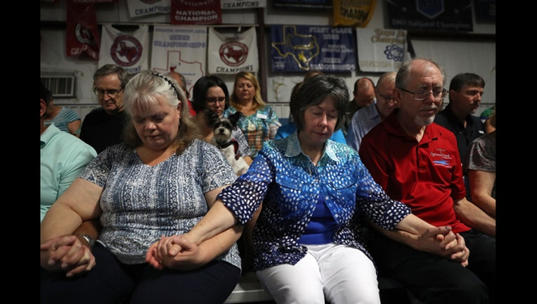 5cc130f9-Texas Church getty-408795