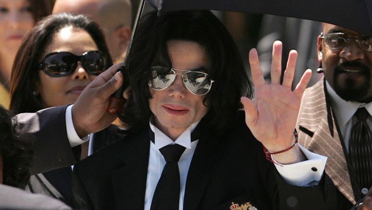 18355a57-MJ_061305_GETTY-407068