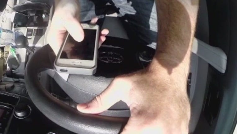 ab5b7a32-Statewide_texting_and_driving_ban_0_20170520022946-407693