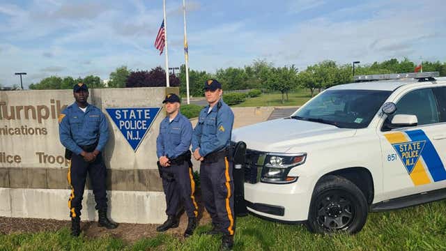 Troopers help deliver Tennessee woman's baby on NJ Turnpike