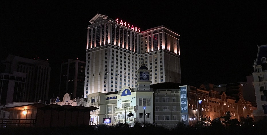 Atlantic City casino partial smoking ban not good enough, dealers say