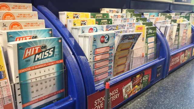 Oregon man cashes in forgotten lottery ticket, wins $8.9M