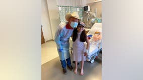 Kevin Fowler visits fan who survived Uvalde school shooting at Texas hospital