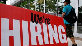 US employers add a solid 372,000 jobs in sign of resilience