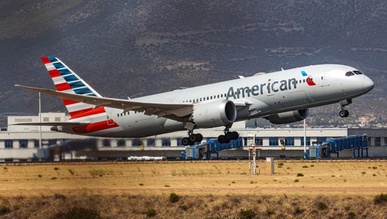 American Airlines Boeing 787 Dreamliner takes off from