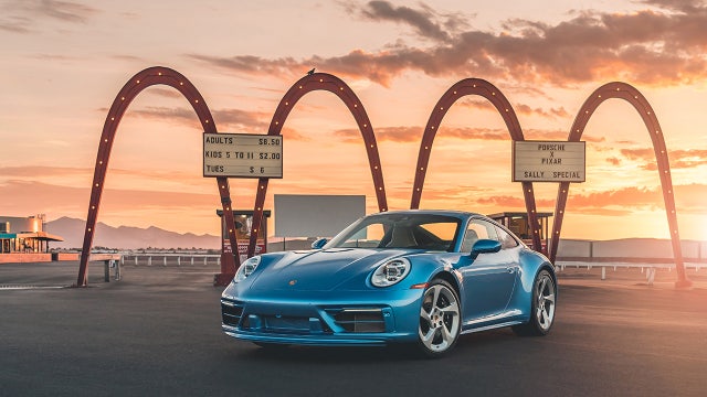 'Cars' Porsche 911 sold for $3.6 million at charity auction