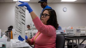 Arizona election: Democrats hold small but shrinking lead in key races
