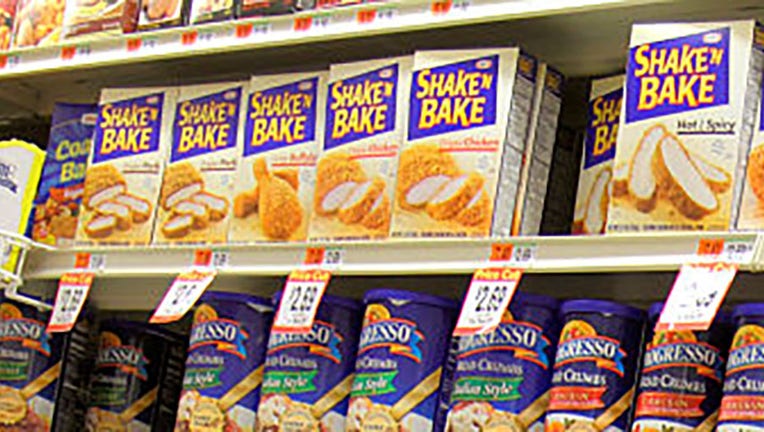Shake'n Bake display inside Shaw's grocery store.