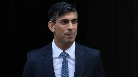UK Prime Minister Rishi Sunak apologizes after fined by police for not wearing seat belt