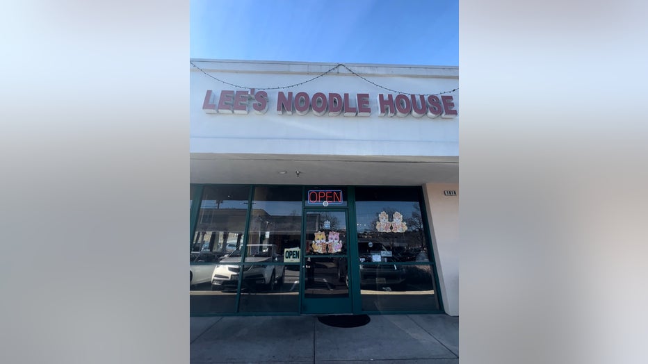 lees-noodle-house.jpg