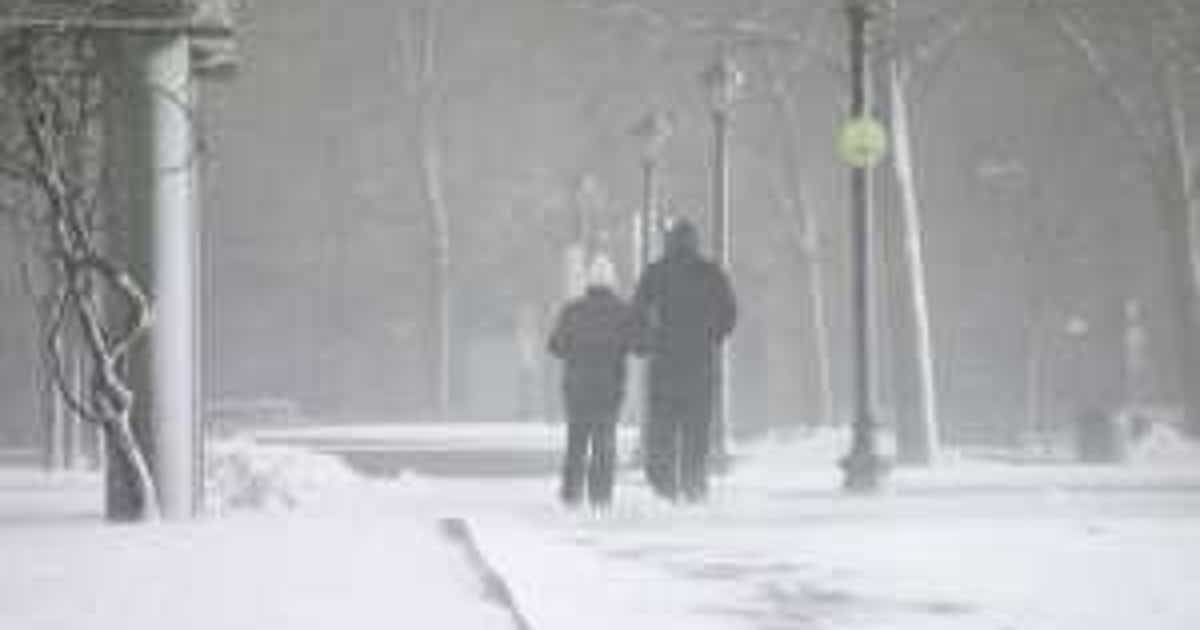 Northeast struggles to dig out from massive blizzard | FOX 13 Seattle