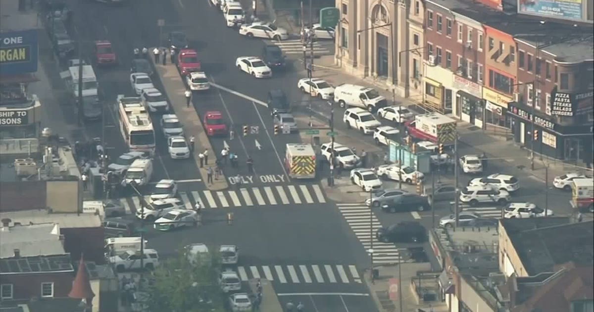 Philadelphia gunman in custody after hours-long standoff | FOX 13 Seattle