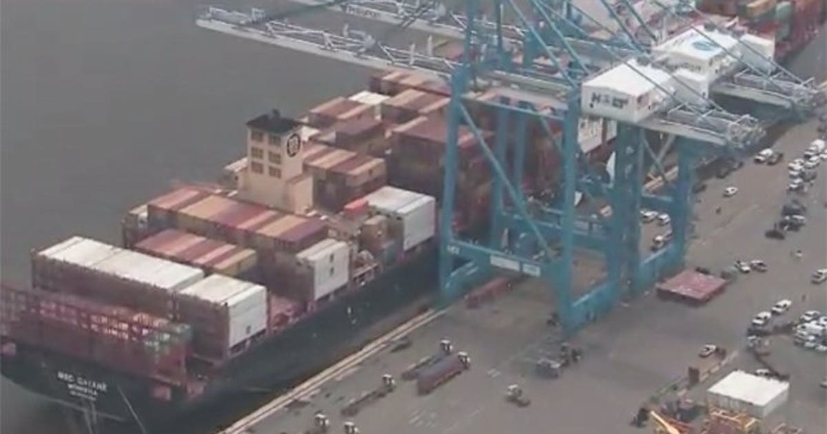 Over 16 tons of cocaine found in record bust at Philadelphia port ...