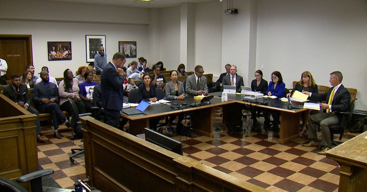 Inquest into SPD shooting death of Charleena Lyles begins with pre ...