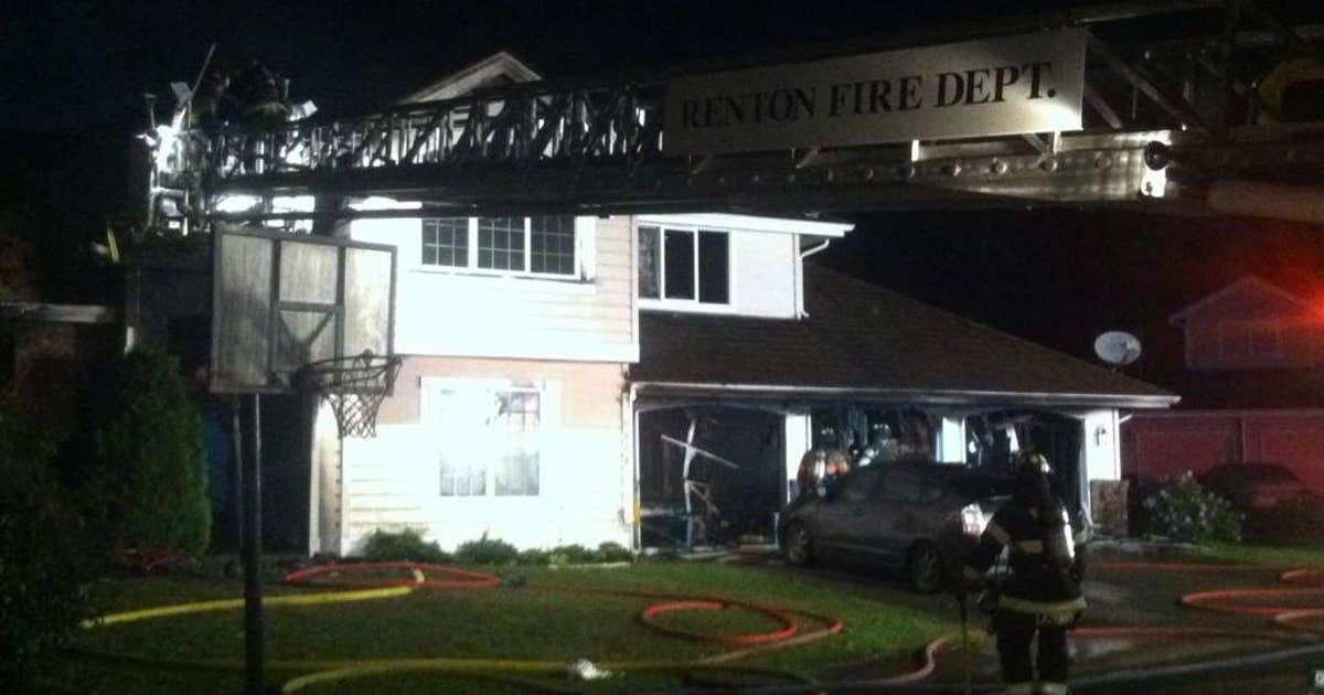 Family escapes early morning house fire in Renton | FOX 13 Seattle
